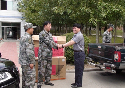 8军民共建.JPG